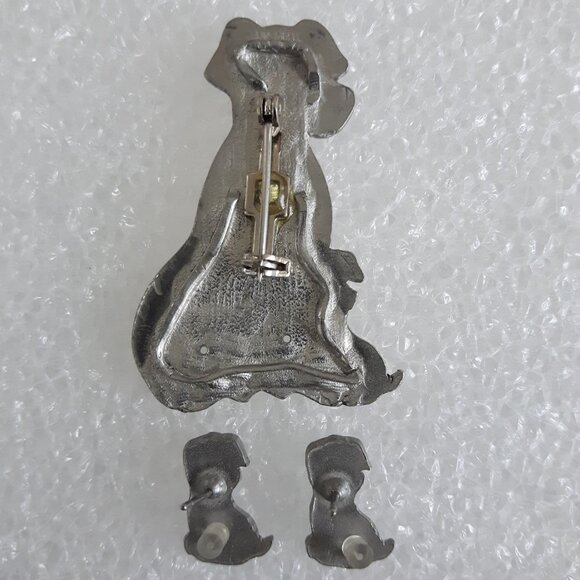 Dalmatian Dog Brooch With Mini Earrings. - Picture 5 of 7